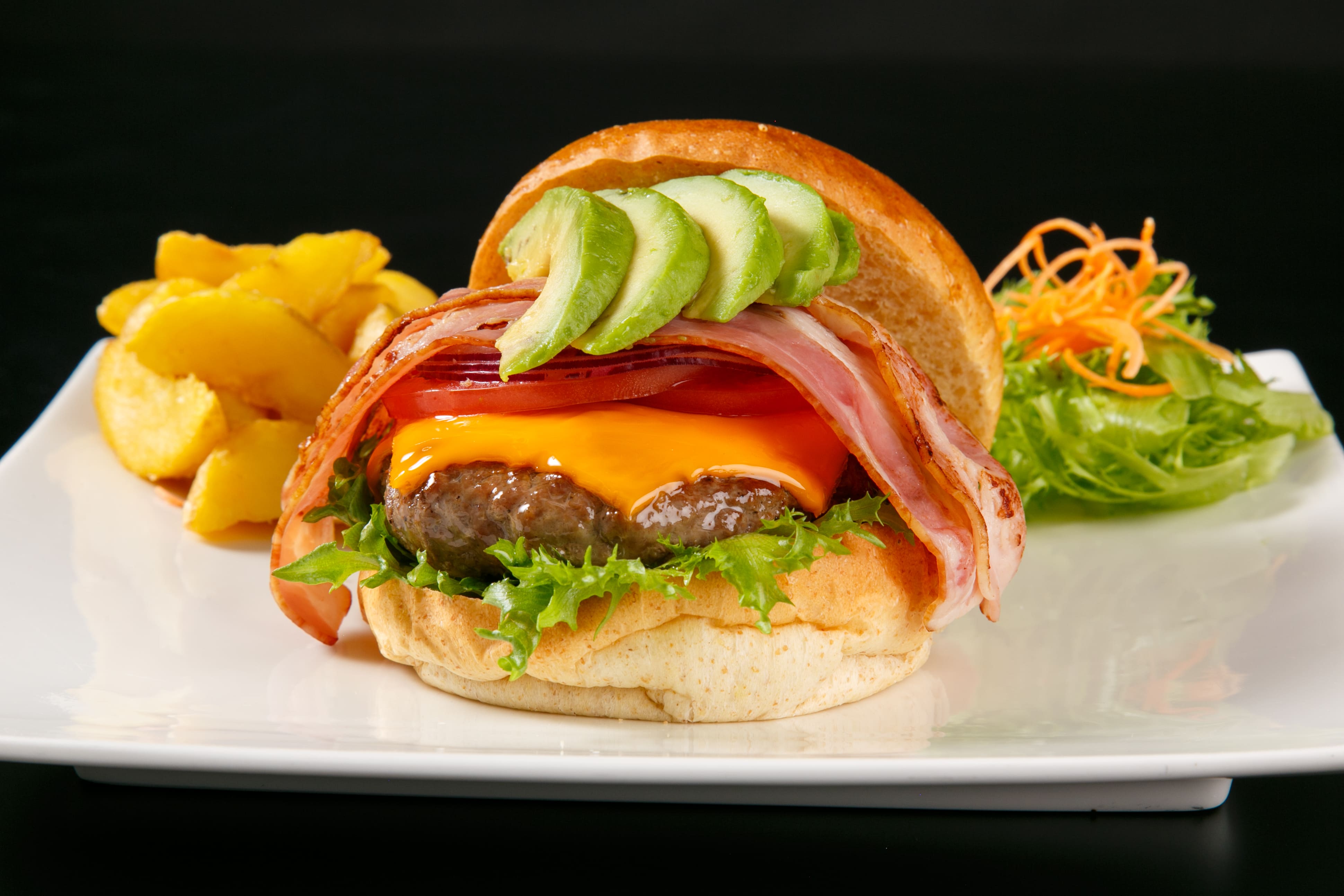 COO特製ハンバーガー