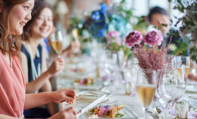 ゲストと美食と会話を楽しむアットホームなパ－ティ